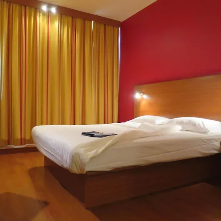 Star G Muenchen Schwabing Monaco di Baviera