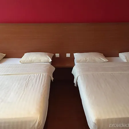 Star G Schwabing Hotel 3*