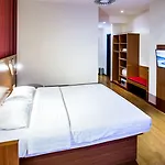 Star G Schwabing Hotel 3*
