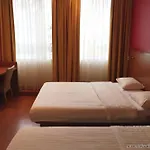 Star G Schwabing Hotel 3*
